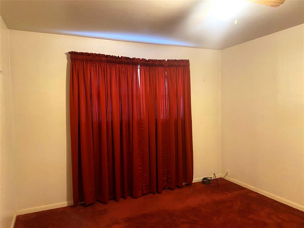 1136 E Five Mile Parkway Property Photo 13