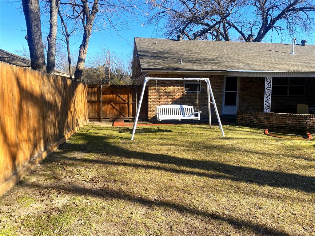 1136 E Five Mile Parkway Property Photo 20