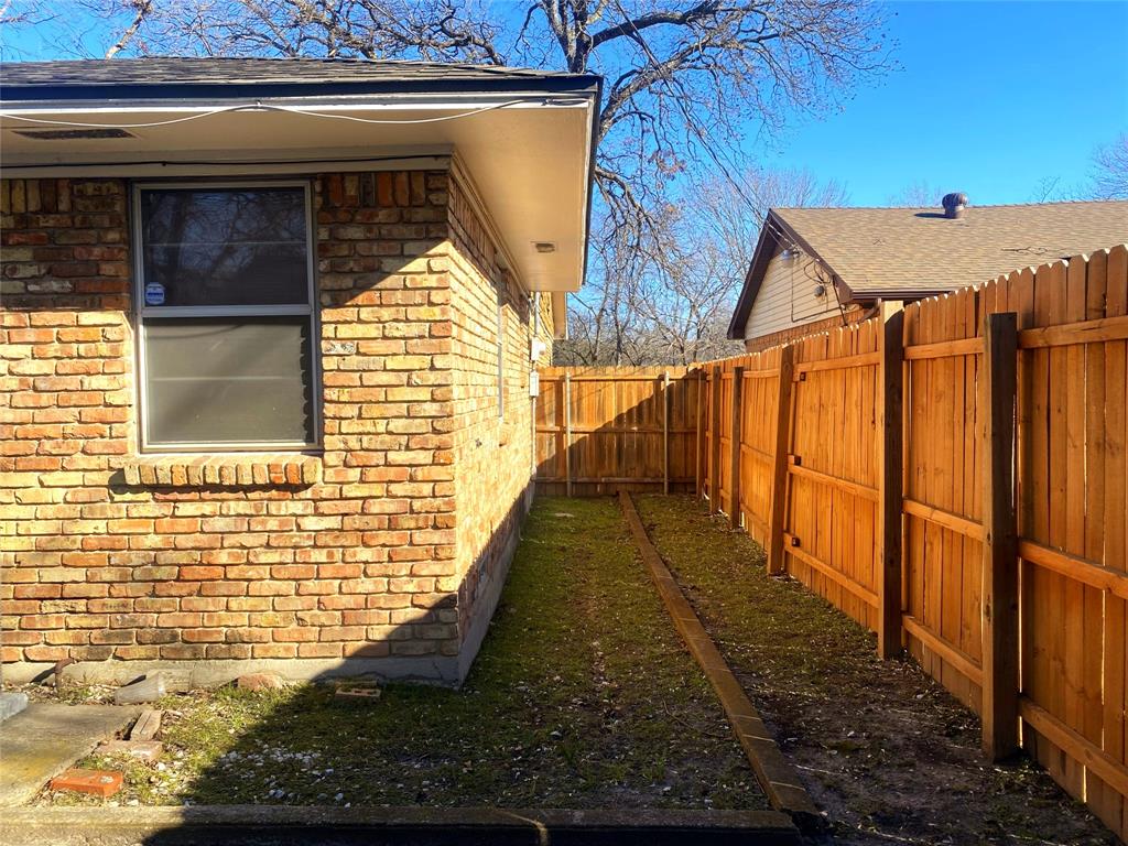 1136 E Five Mile Parkway Property Photo 24