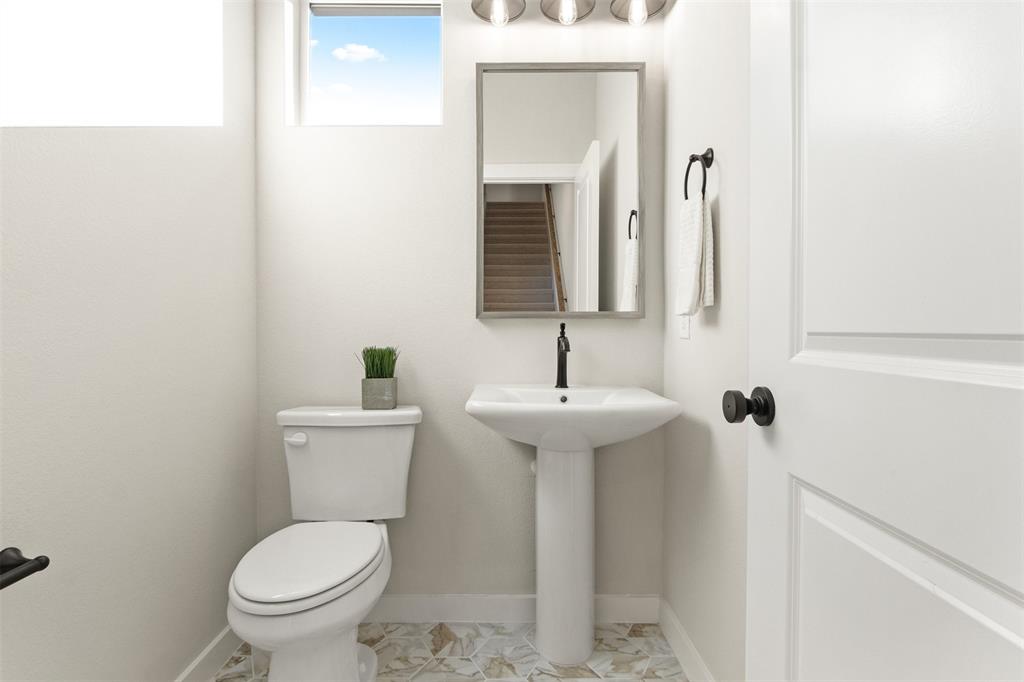 719 Tower Road Property Photo 13