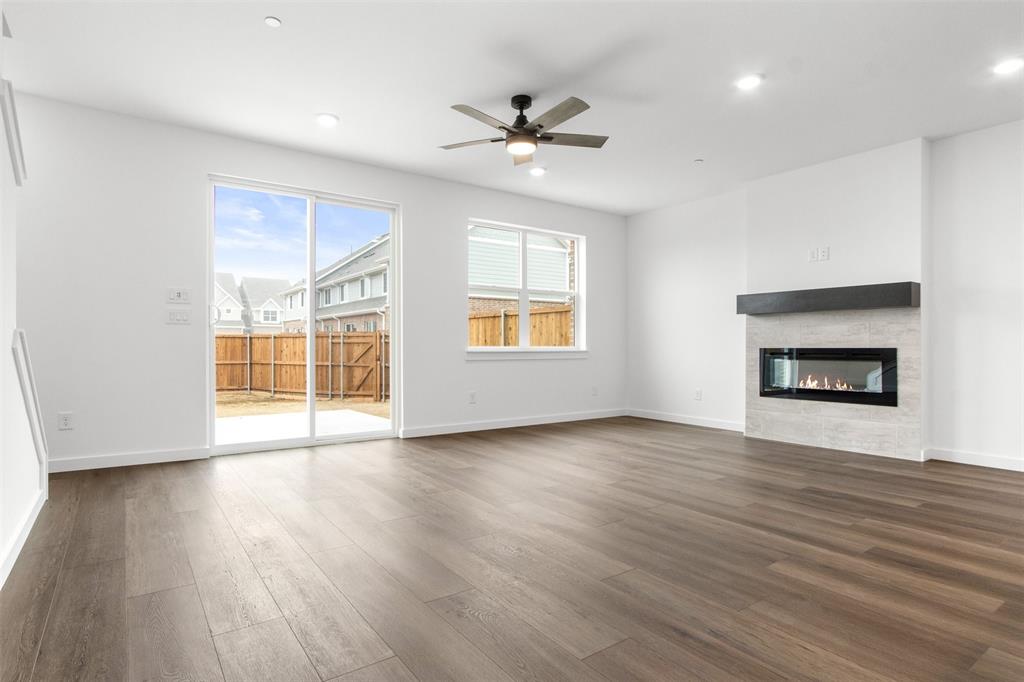 725 Tower Road Property Photo 4