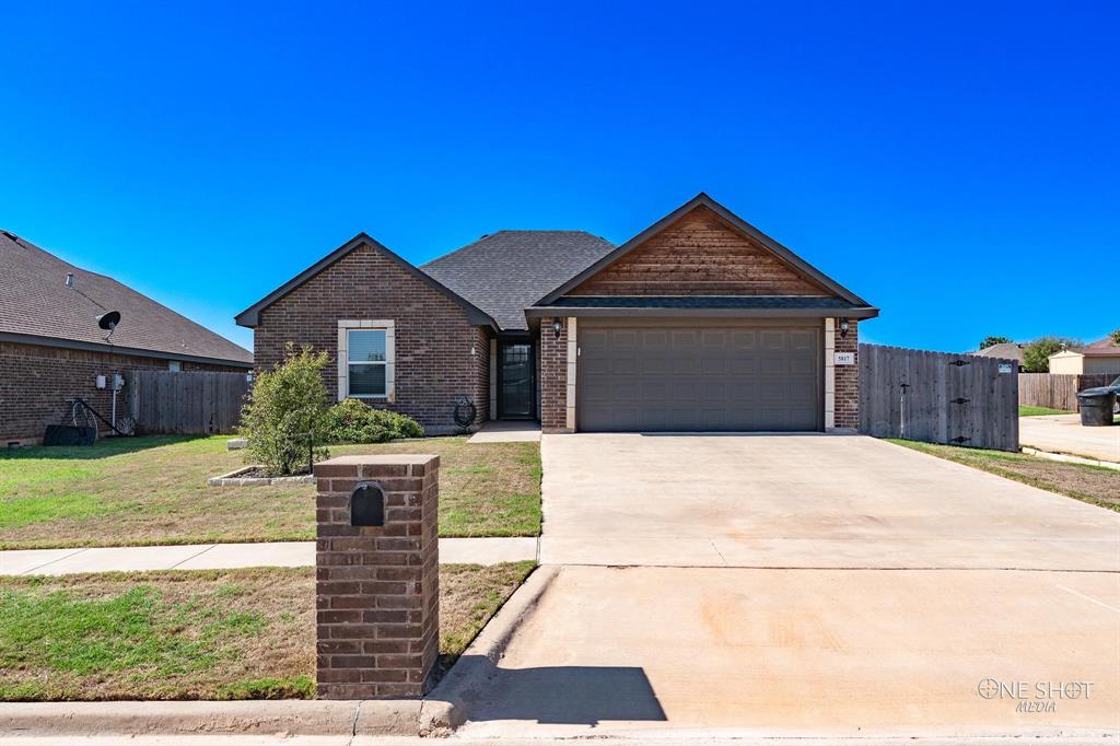 5817 Butterfield Meadows Parkway Property Photo