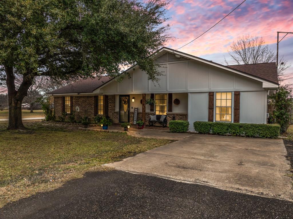 109 Moonlight Drive Property Photo