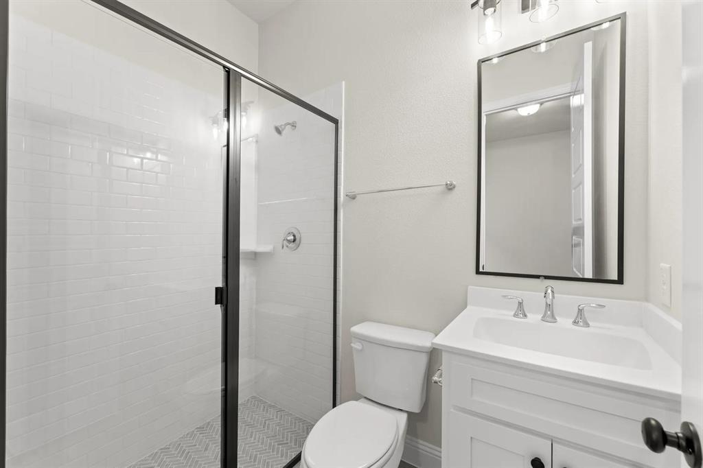 9813 Dahlia Boulevard Property Photo 9
