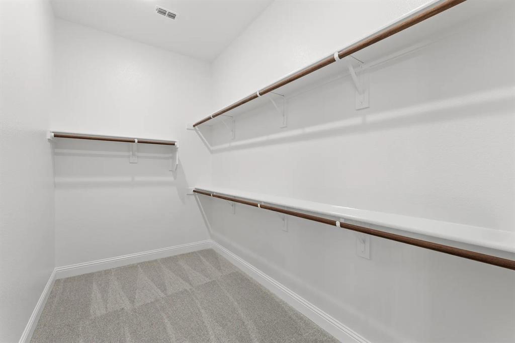9813 Dahlia Boulevard Property Photo 24