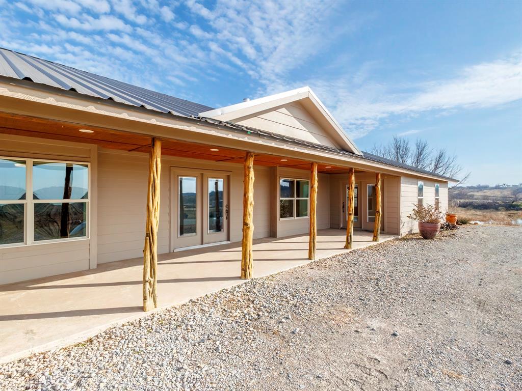 616 S Minter Property Photo