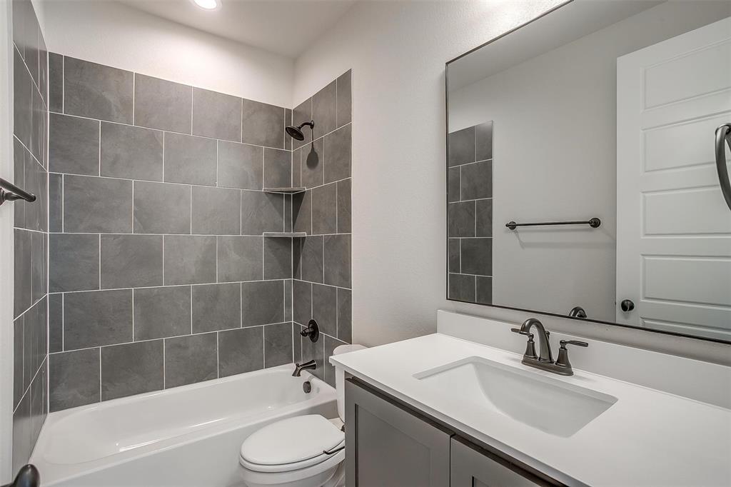 230 Everly Way Property Photo 18