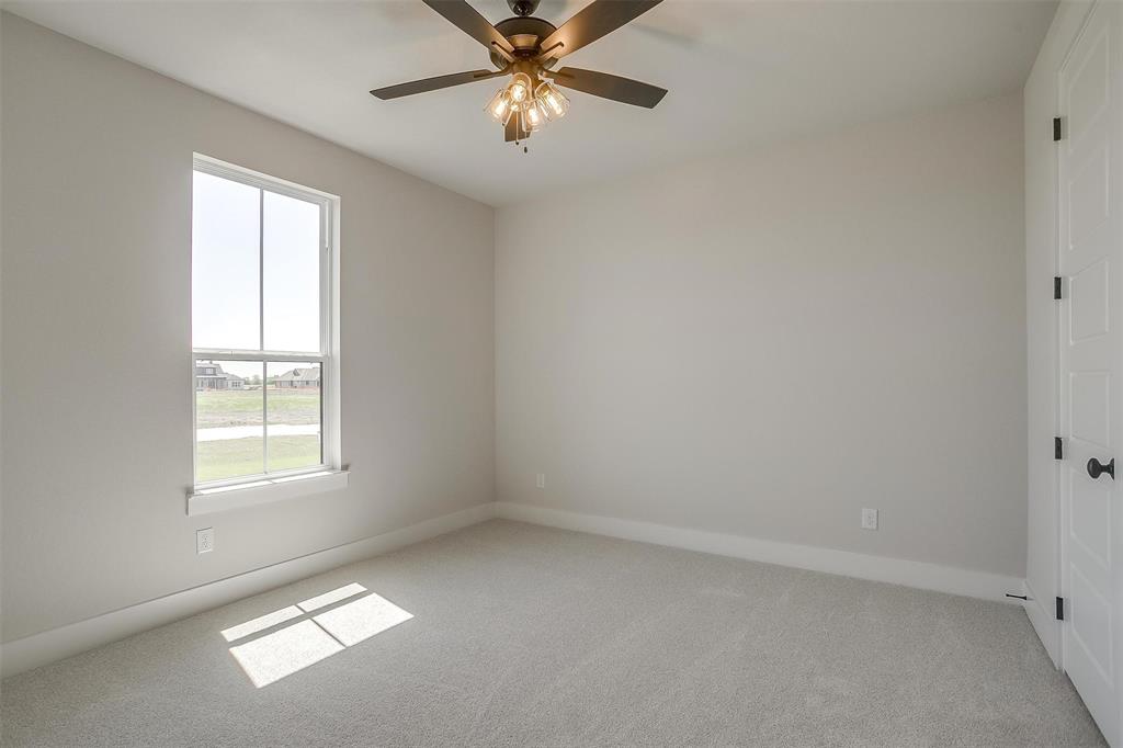 230 Everly Way Property Photo 26