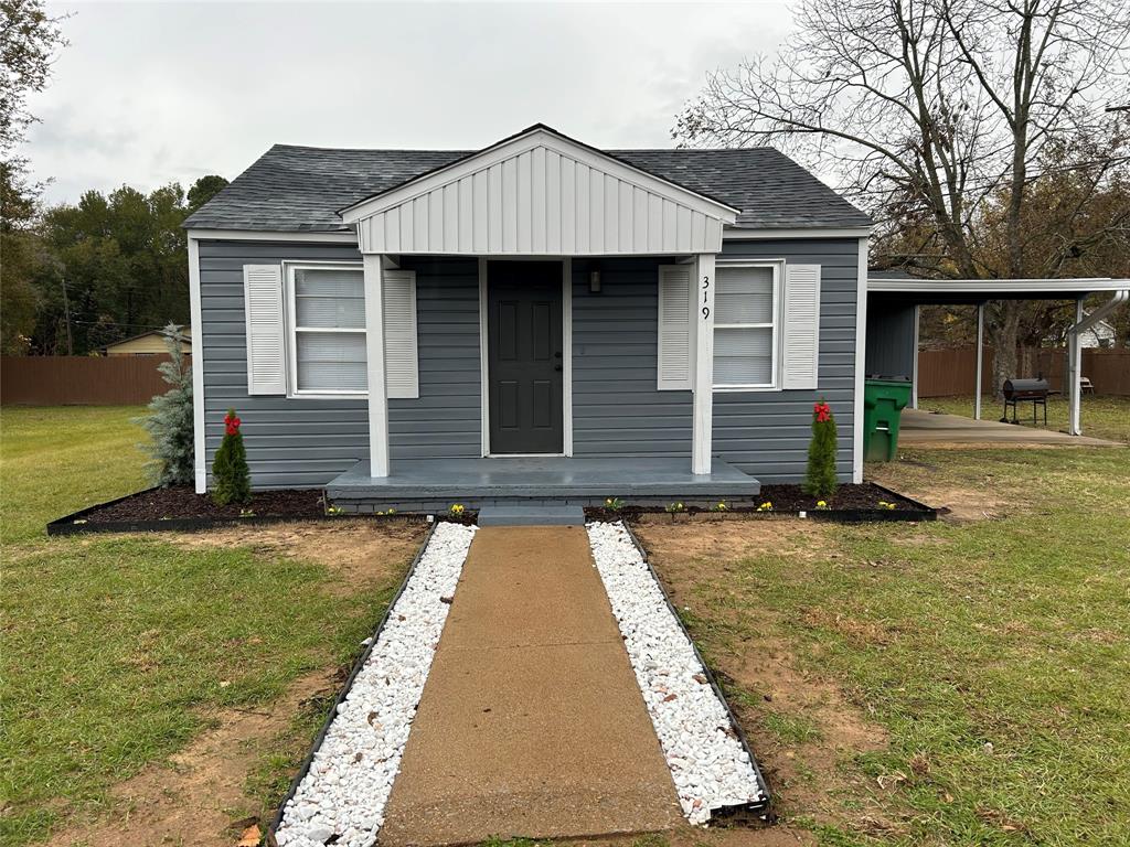 319 Lowe Street Property Photo