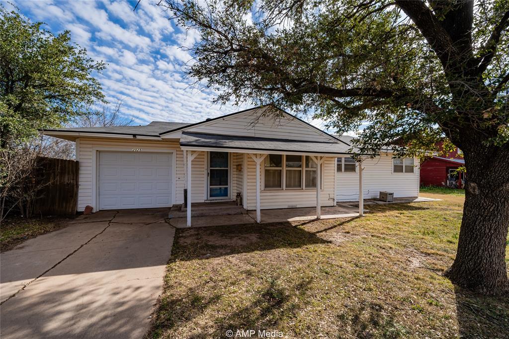 2025 Avenue Avenue Property Photo