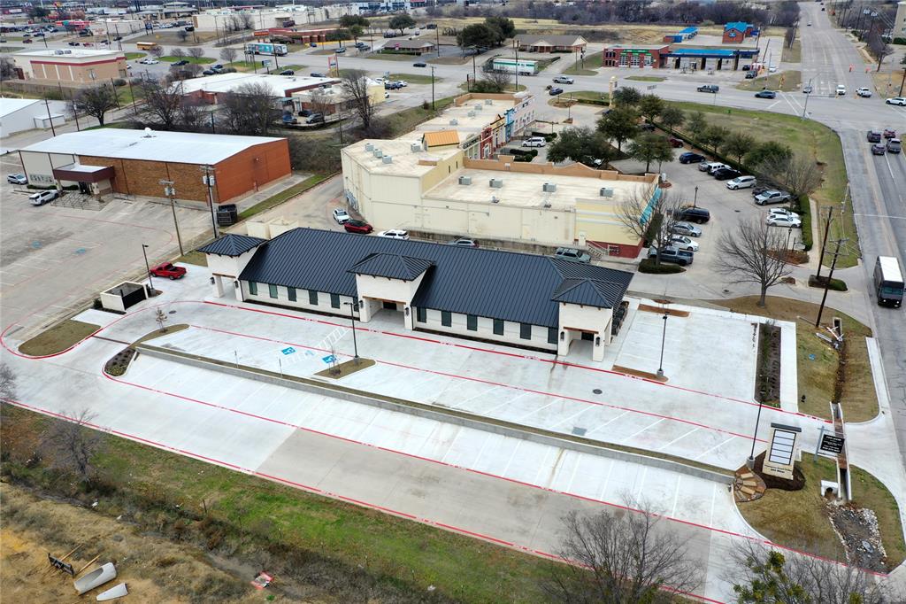 900 W Thompson Street Property Photo 1