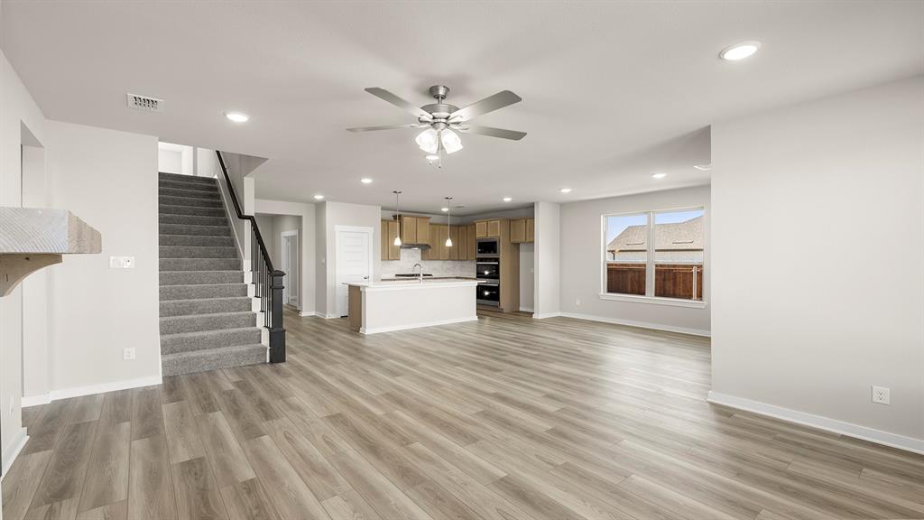 747 Embrace Property Photo 15