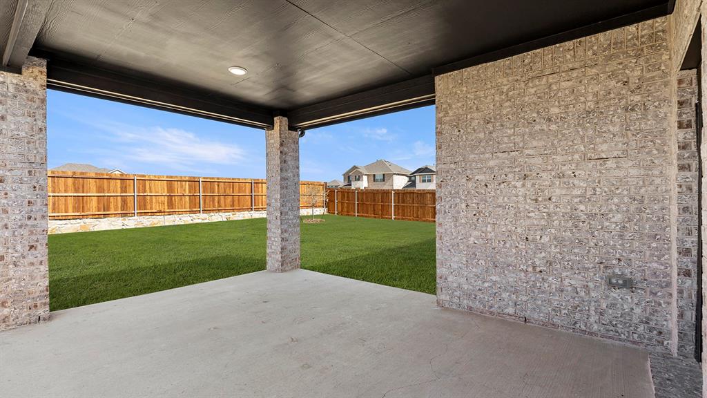 747 Embrace Property Photo 32