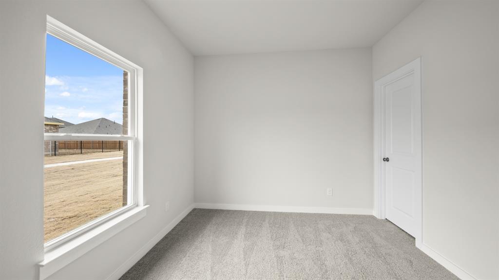 740 Vineyard Way Property Photo 13