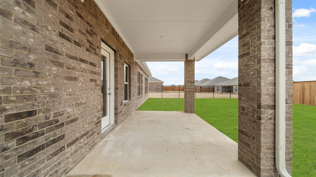 740 Vineyard Way Property Photo 19