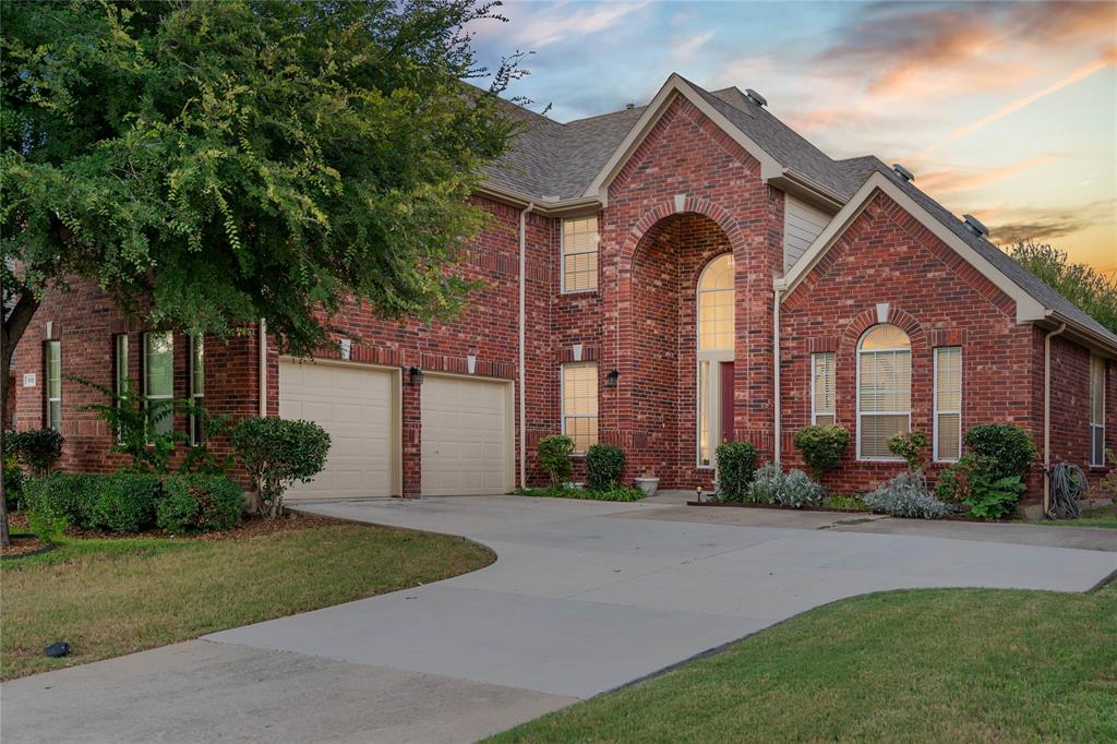913 Royal Oaks Drive Property Photo