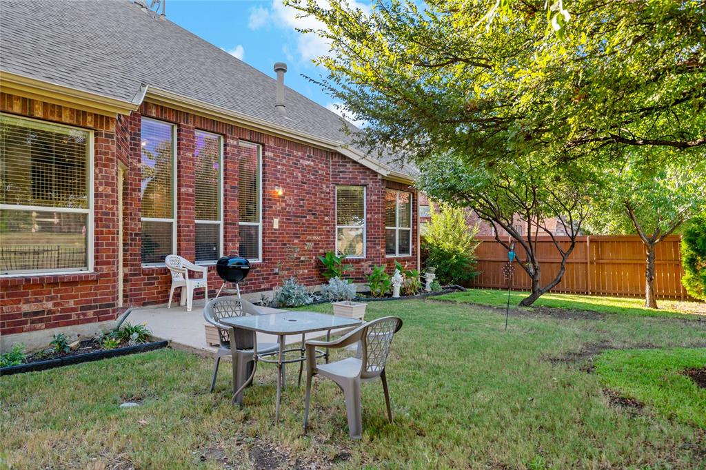 913 Royal Oaks Drive Property Photo 36