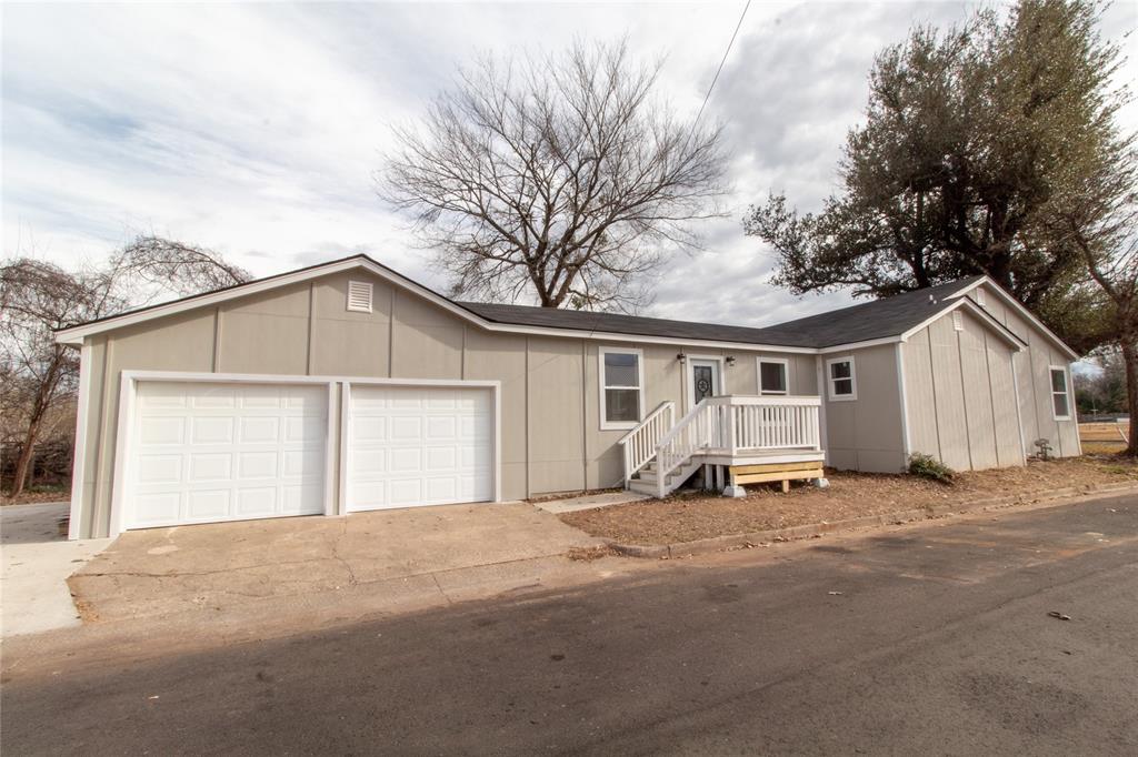 598 Van Sickle Street Property Photo