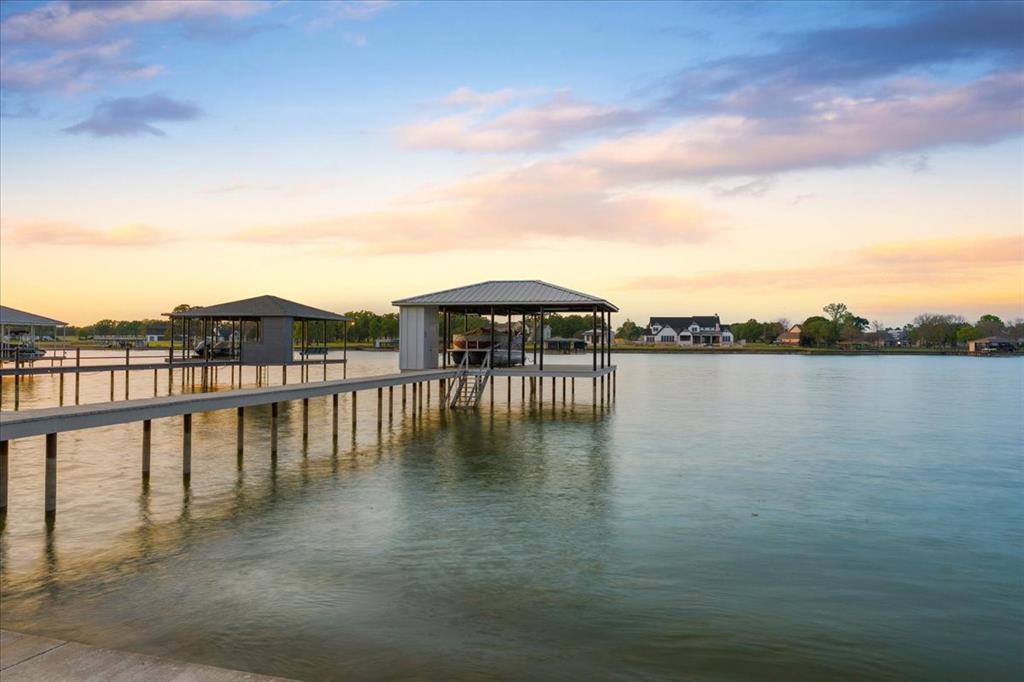 515 El Barco Property Photo 1