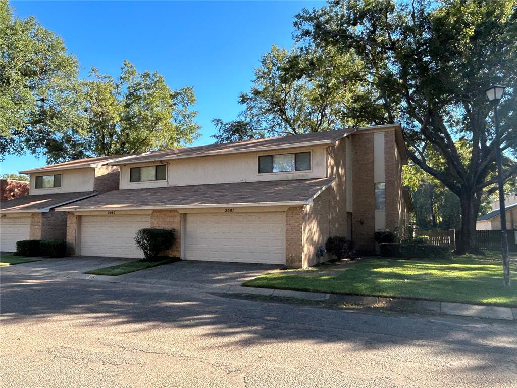2501 Villa Court Property Photo