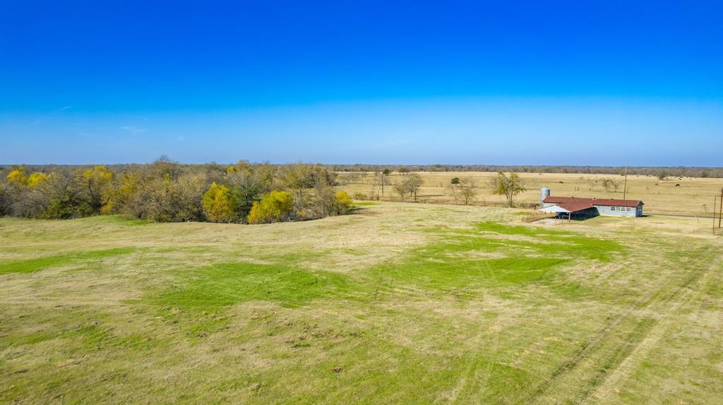 1310 County Road 3566 Property Photo 6