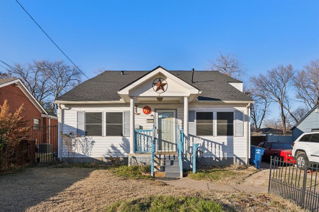 4023 Falls Drive Property Photo