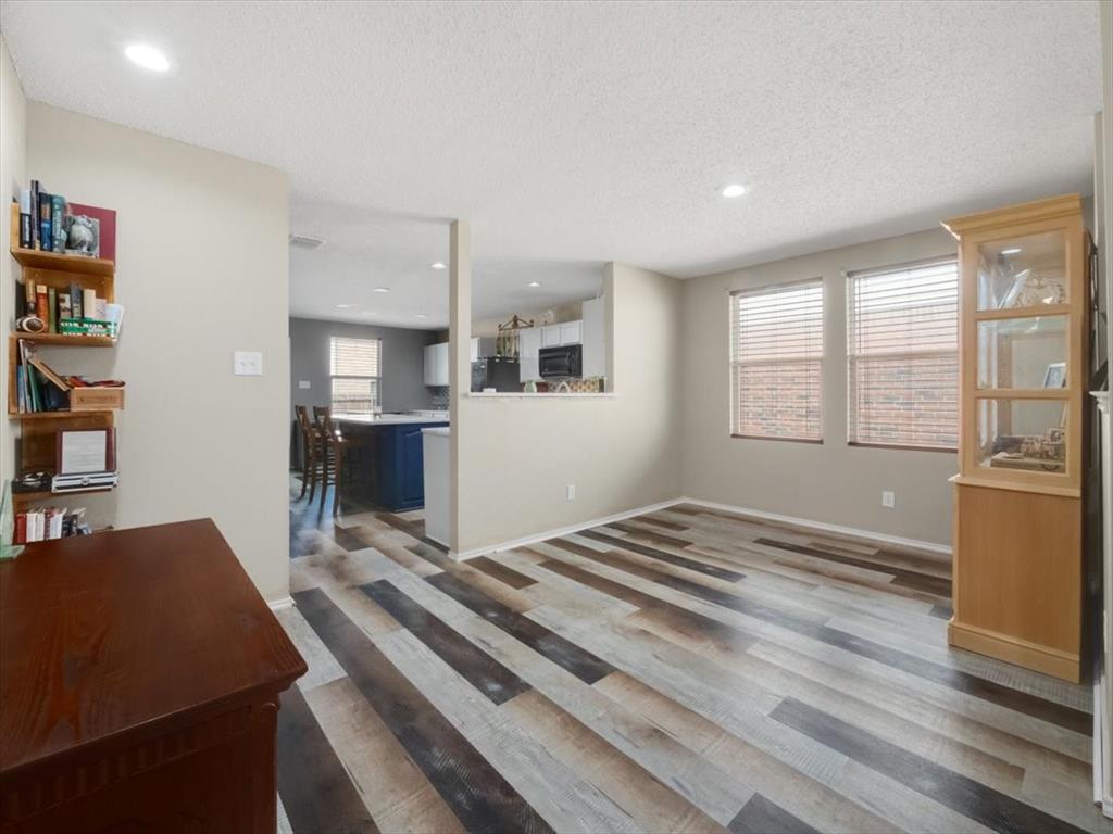 3916 Irish Setter Drive Property Photo 7