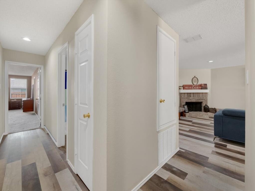 3916 Irish Setter Drive Property Photo 13