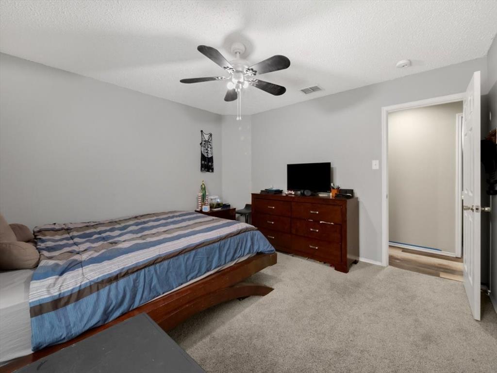 3916 Irish Setter Drive Property Photo 23