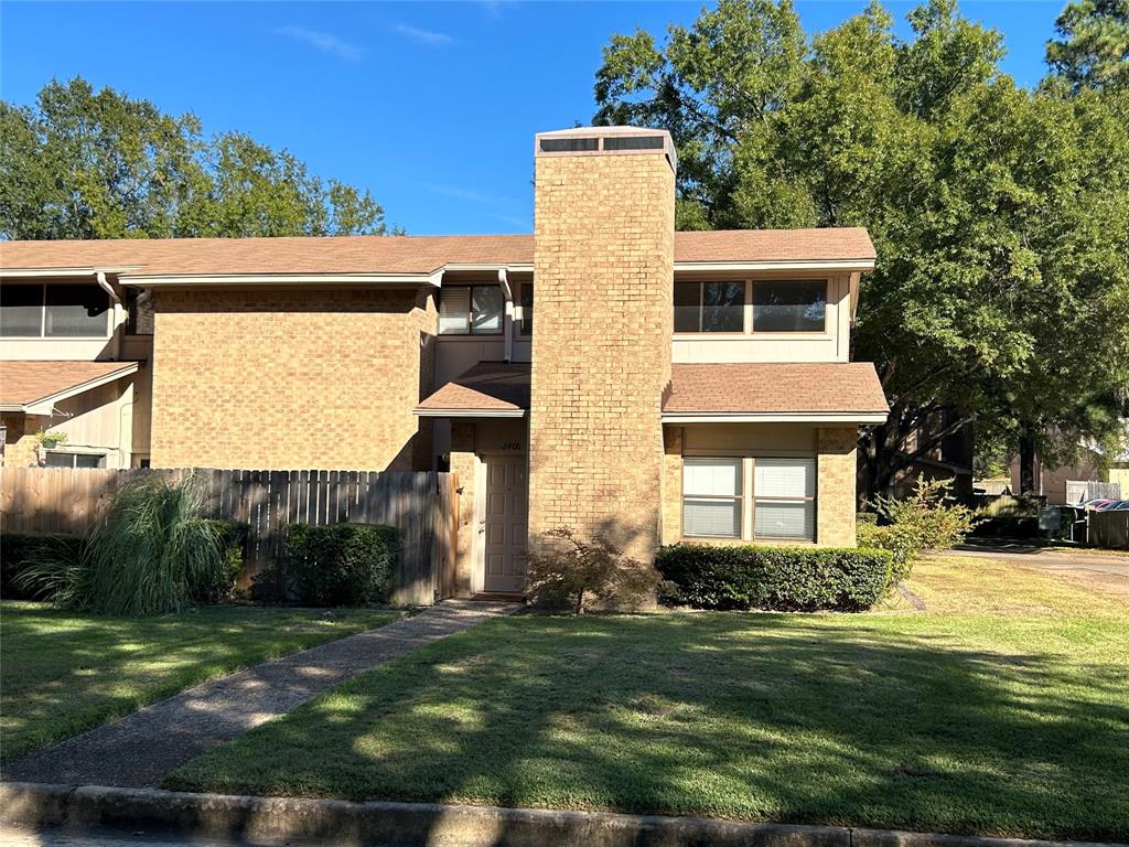 2406 Villa Court Property Photo