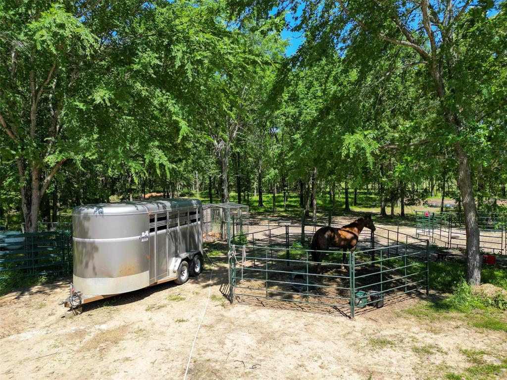 1004 Rs County Road 3345 Property Photo 28