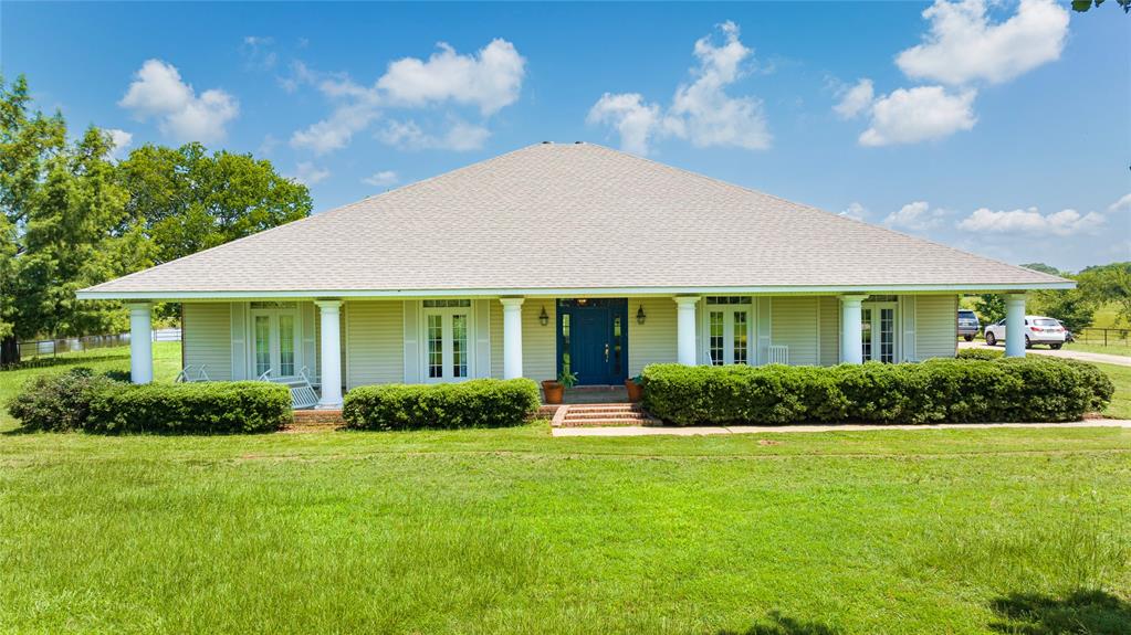 2060 Fm 44 W Property Photo
