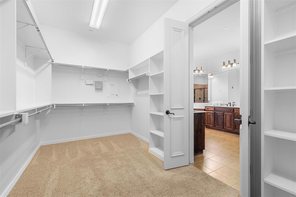 1333 Thornwood Drive Property Photo 14