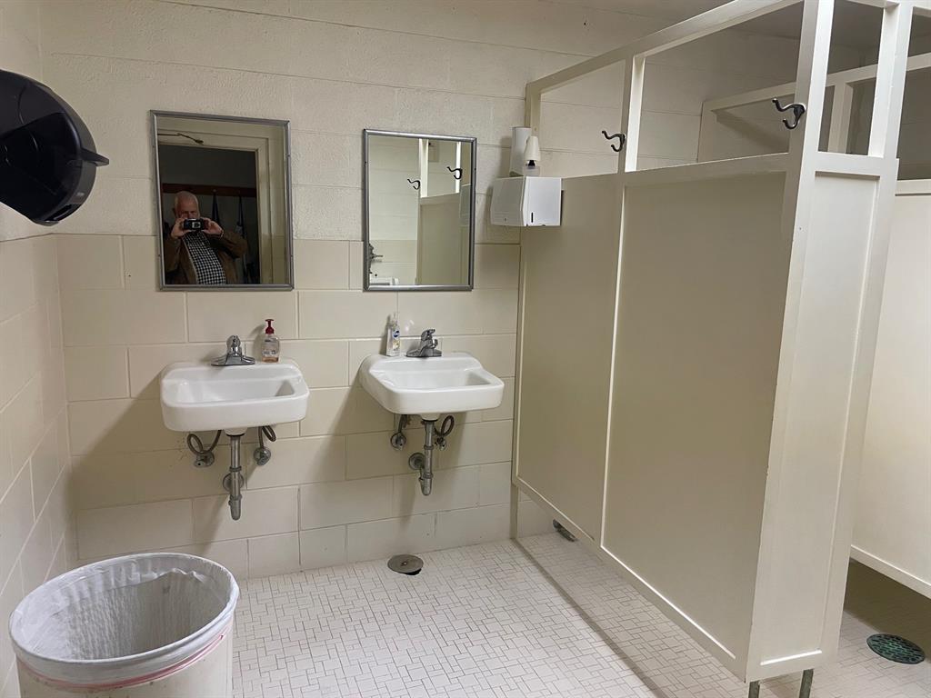 1309 Newport Avenue Property Photo 22