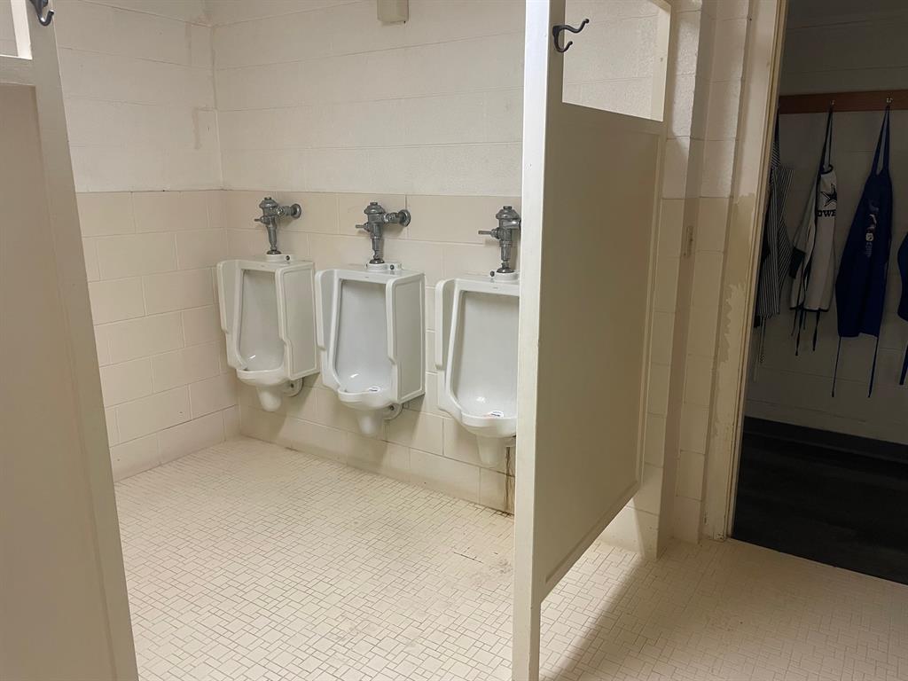 1309 Newport Avenue Property Photo 23