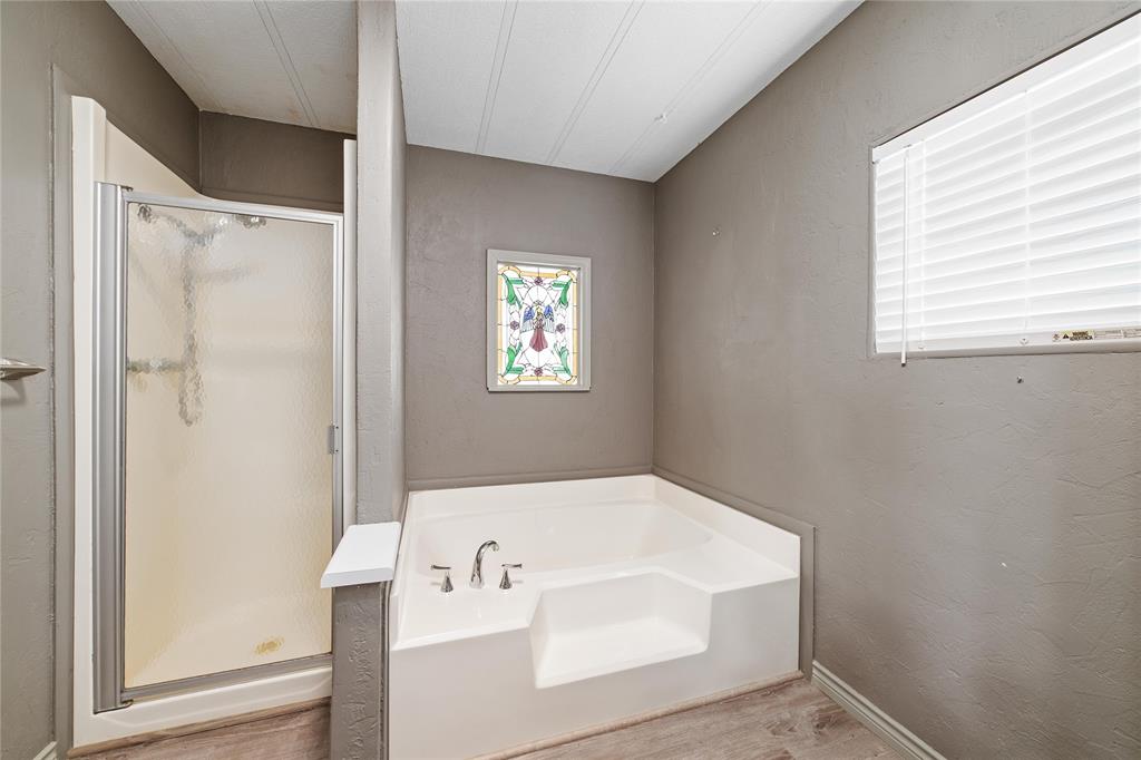 13601 Highway 377 Property Photo 15