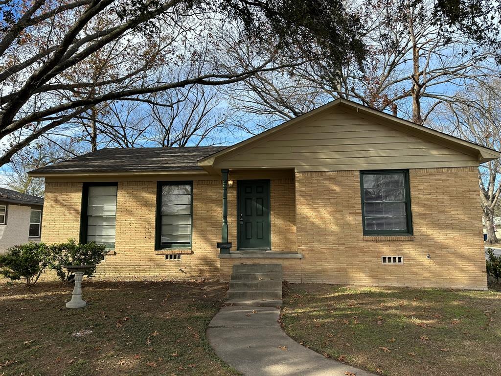 2900 College Circle Property Photo