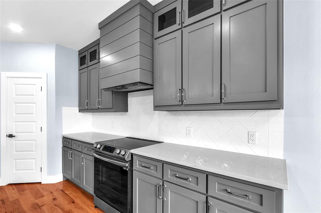 108 Oakdale Road Property Photo 9
