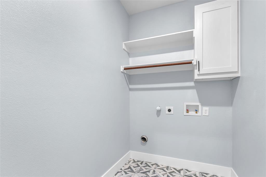 108 Oakdale Road Property Photo 24
