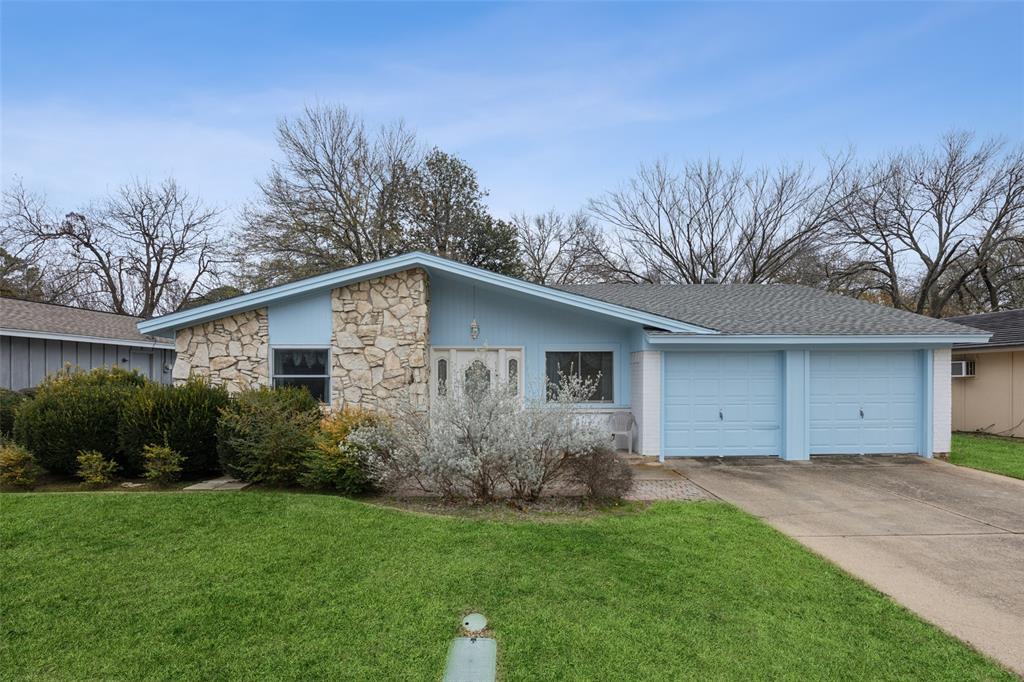 2712 Norwood Lane Property Photo