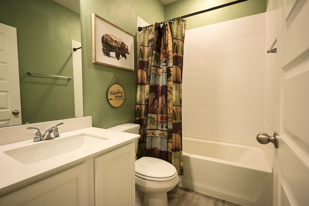 8204 Cheetah Path Property Photo 8