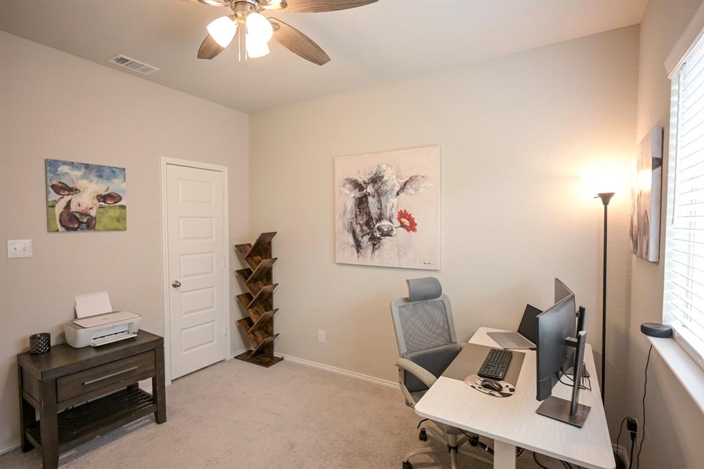 8204 Cheetah Path Property Photo 10