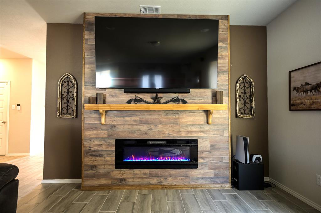 8204 Cheetah Path Property Photo 15