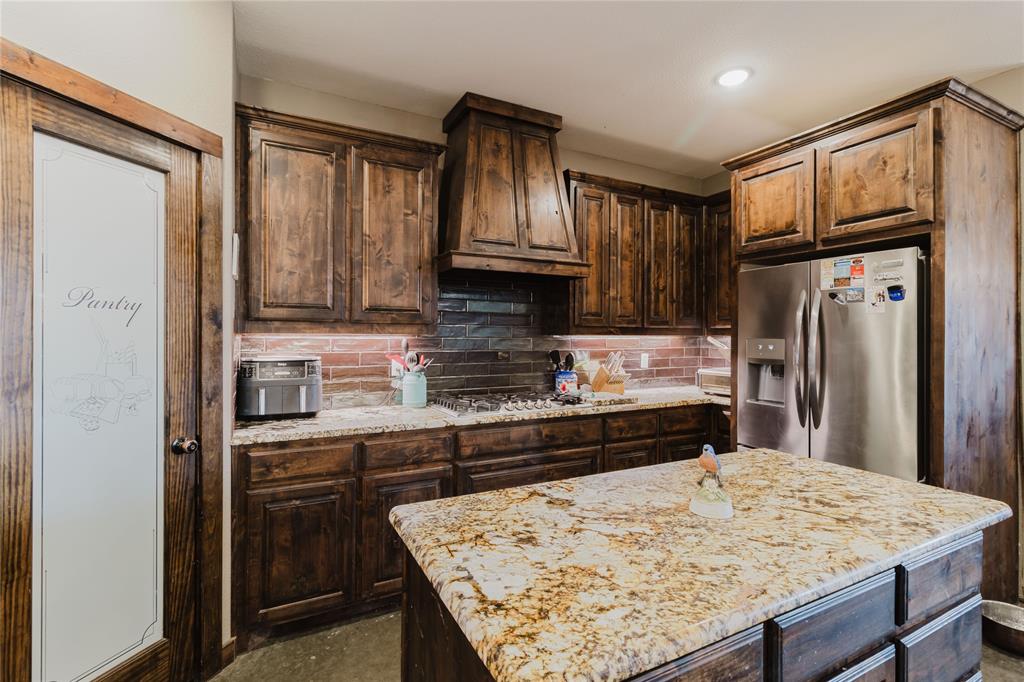 161 Hcr 1150 Property Photo