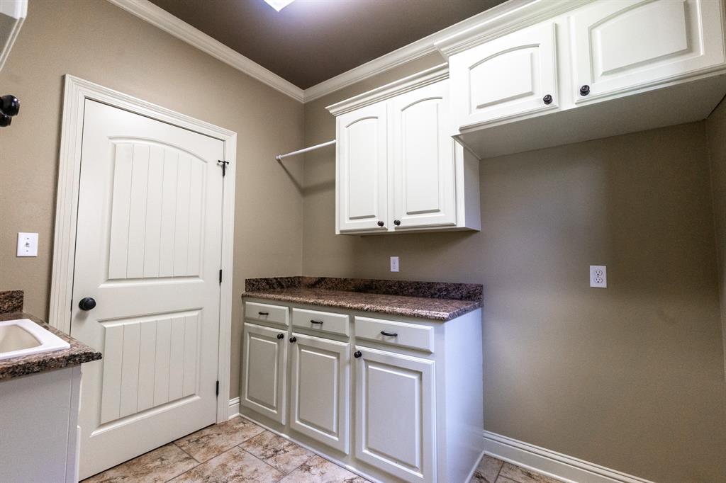 605 Manassas Circle Property Photo 22