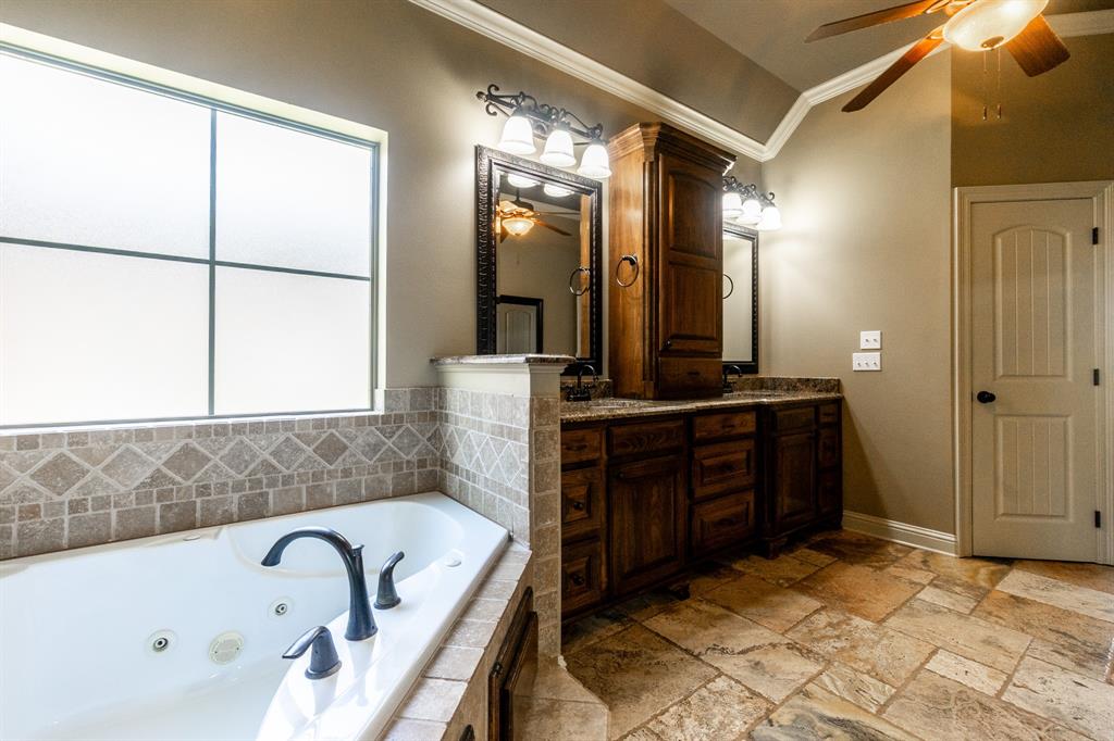 605 Manassas Circle Property Photo 30