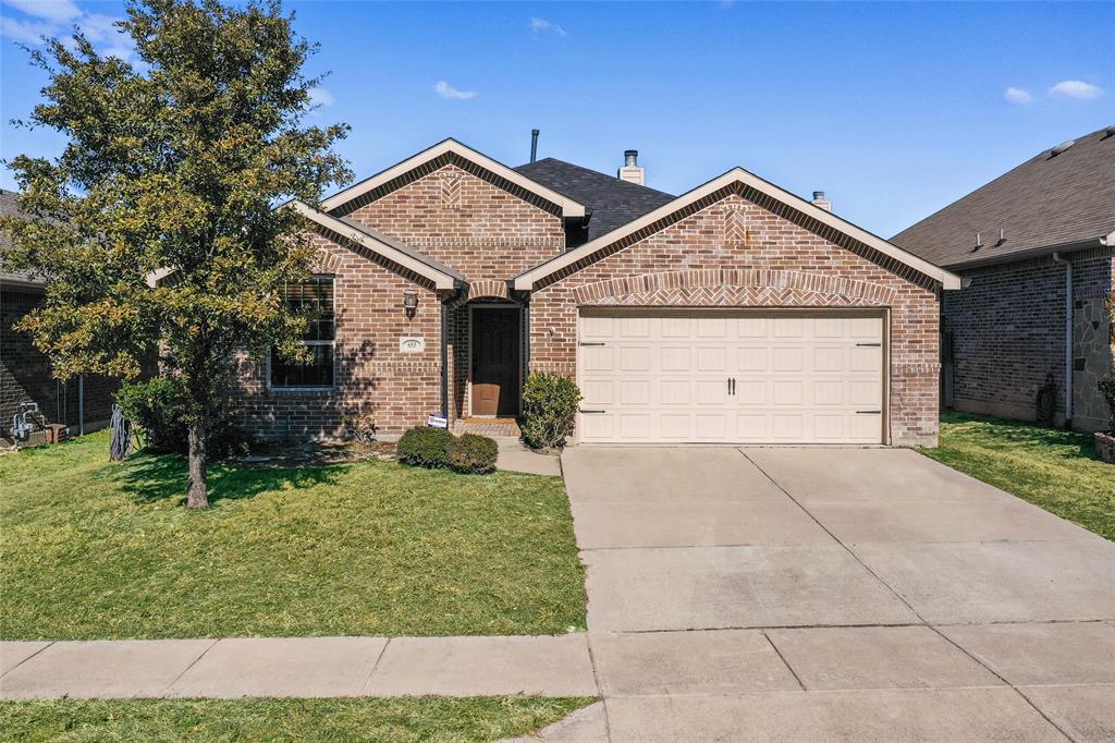 653 Cattlemans Way Property Photo