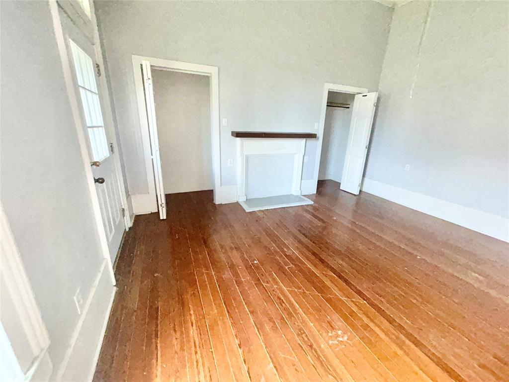 502 E Live Oak Street Property Photo 10