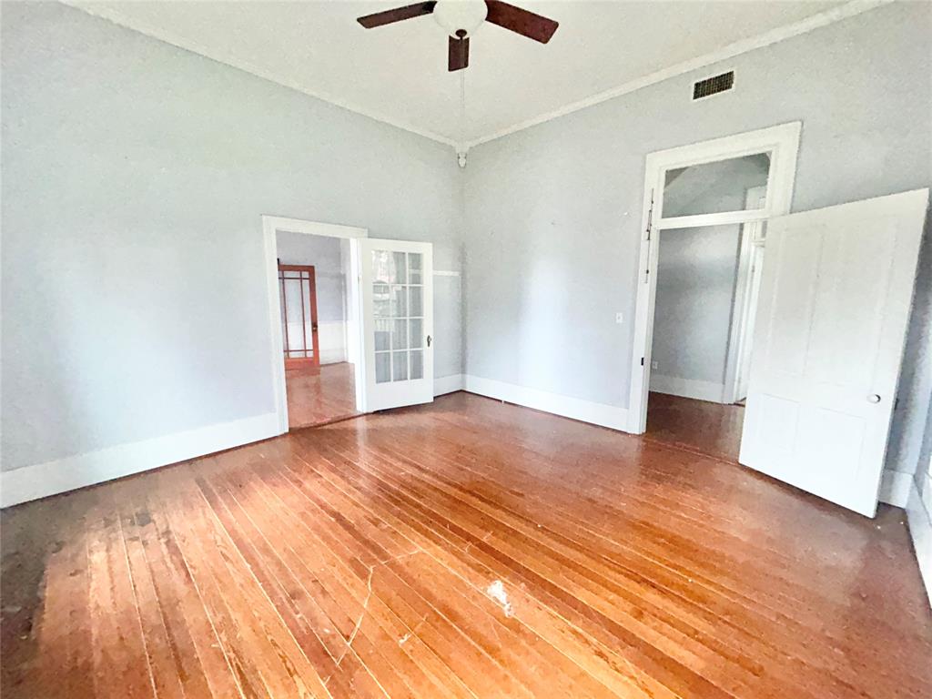 502 E Live Oak Street Property Photo 12