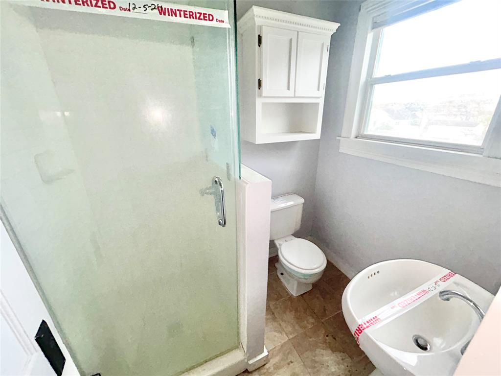 502 E Live Oak Street Property Photo 22